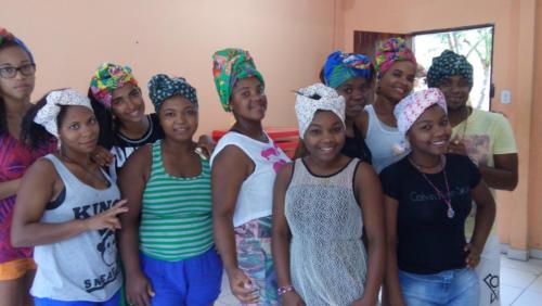 Workshow_mit_jungen_afro-brasilianischen_Frauen_zur_Persoenlichkeitsstaerkung