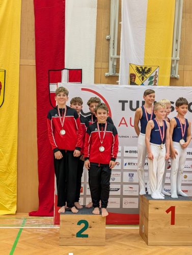 motion_photo_8272965046621444587